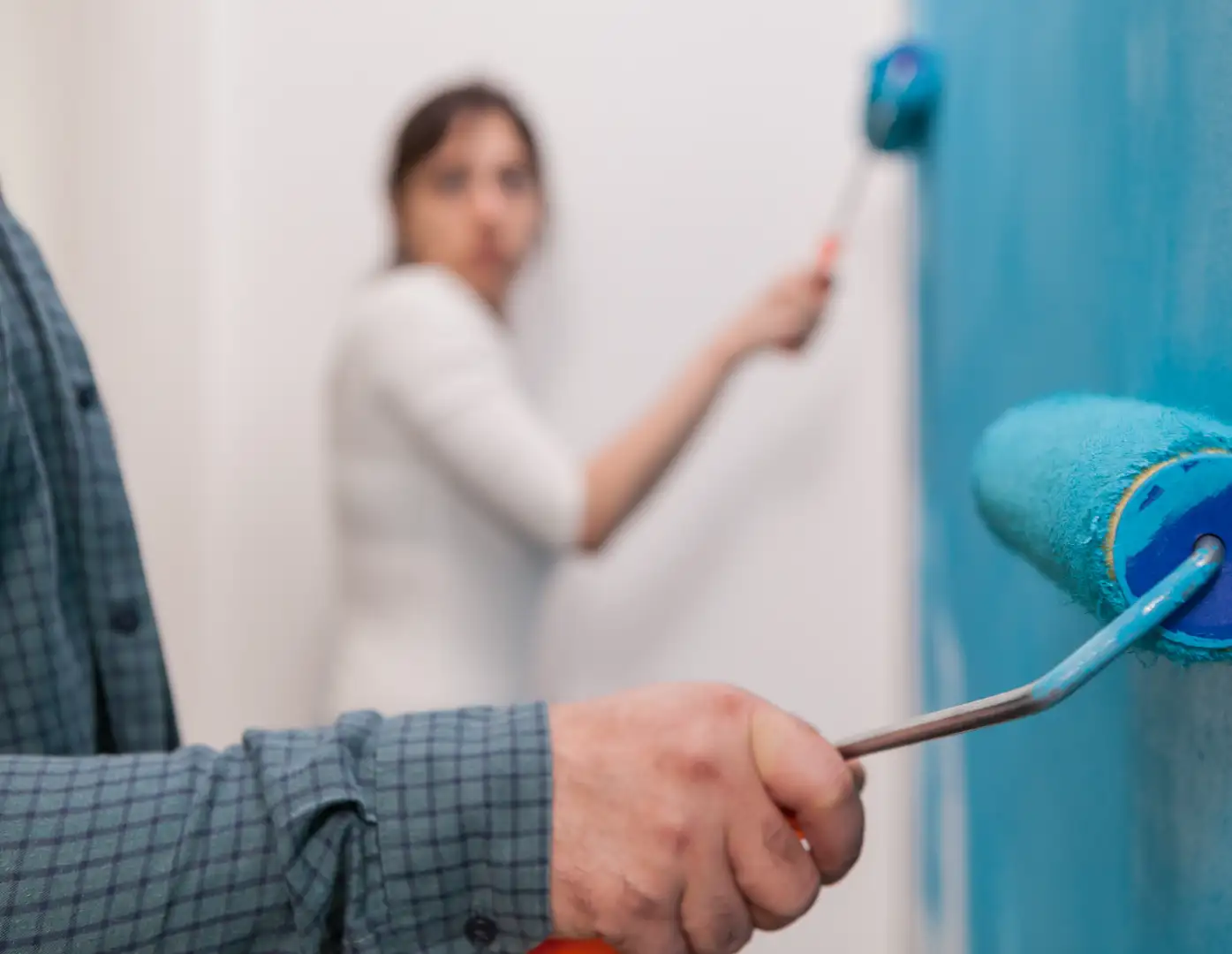 The Ultimate Guide to Choosing the Right Paint Finish for Every Room