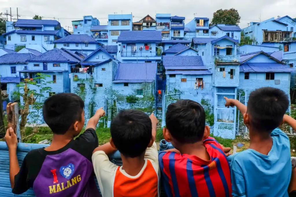 Washing Paint Brushes the Right Way