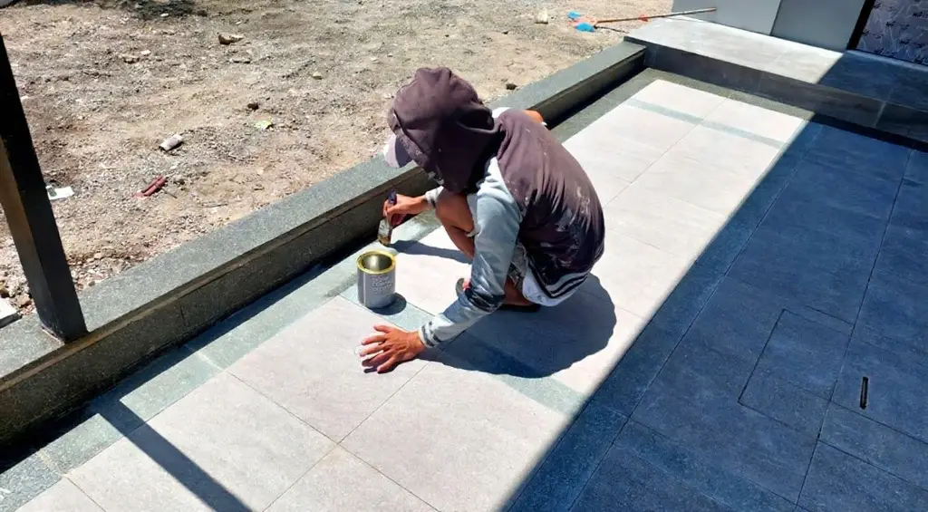 மறைந்த செலவுகளையும் கூடுதல் செலவுகளையும் சேர்த்து திட்டமிடுங்கள்