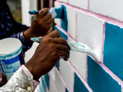 The Hottest Paint Colors for Homes and Offices